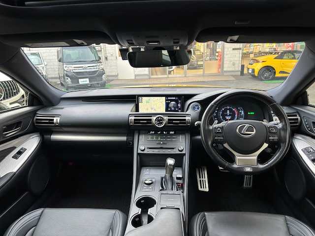 レクサス ＲＣ 300h Fスポーツ 東京都 2019(令1)年 4万km ネープルスイエローコントラストレイヤリング セーフティシステムプラス/純正SDナビ フルセグTV/CD DVD SD  Bluetooth/バックカメラ/サンルーフ/黒革シート/シートヒーター/エアシート（前席）/パワーシート（前席）/シートメモリ（D席）/角型３眼フルLEDヘッドランプ/プリクラッシュセーフティシステム/レーダークルーズコントロール/レーンディパーチャアラート/オートマチックハイビーム/革巻きステアリングホイール/パドルシフト/ブラックステンレスウィンドウモール/スペアキー/保証書＆取扱説明書