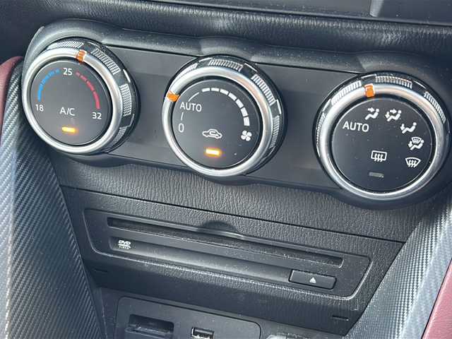 マツダ ＣＸ－３ 20S プロアクティブ 広島県 2018(平30)年 3.3万km マシーングレープレミアムM 禁煙車/スマートシティブレーキサポート/車線逸脱警報/BSM/交通標識認識/ドライバーアテンションアラート/HUD/マツダコネクト（車両到着時SD無し）/・フルセグ/CD/DVD/AUX/USB/バックカメラ/革巻きステアリング/パドルシフト/ステアリングスイッチ/オートライト/LEＤヘッドライト/フォグランプ/ハーフレザーシート/スマートキー/プッシュスタート/スペアキー/トノカバー/純正ドアバイザー/ETC