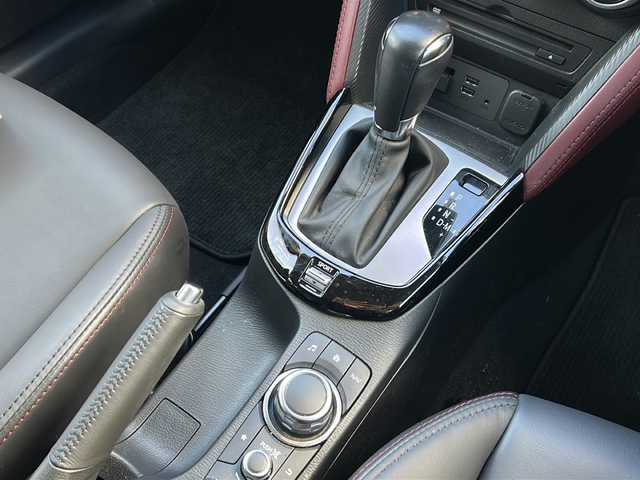 マツダ ＣＸ－３ 20S プロアクティブ 広島県 2018(平30)年 3.3万km マシーングレープレミアムM 禁煙車/スマートシティブレーキサポート/車線逸脱警報/BSM/交通標識認識/ドライバーアテンションアラート/HUD/マツダコネクト（車両到着時SD無し）/・フルセグ/CD/DVD/AUX/USB/バックカメラ/革巻きステアリング/パドルシフト/ステアリングスイッチ/オートライト/LEＤヘッドライト/フォグランプ/ハーフレザーシート/スマートキー/プッシュスタート/スペアキー/トノカバー/純正ドアバイザー/ETC