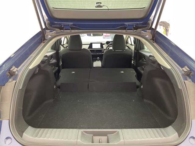 トヨタ プリウス U 愛知県 2023(令5)年 1.7万km 青 純正ディズプレイオーディオ　ナビ機能なし/レーダークルーズコントロール/シートヒーター/バックカメラ/サイドカメラ/コーナーセンサー/ETC2.0/ブラインドスポットモニター/LEDヘッドライト/ステアリングヒーター/オートマチックハイビーム/ドライブレコーダー/衝突軽減システム/フルセグ/Bluetooth/ステアリングスイッチ/スマートキー/プッシュスタート