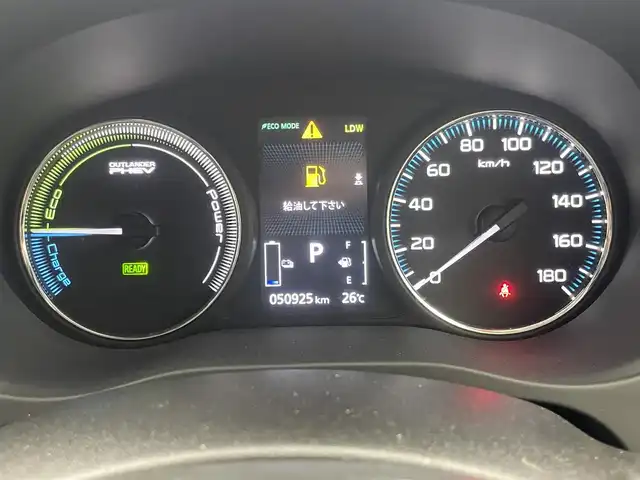 三菱 アウトランダー ＰＨＥＶ G ナビパッケージ 埼玉県 2017(平29)年 5.1万km レッドメタリック 純正メモリナビ/（フルセグ/BT/USB/CD/DVD）/ステアリングスイッチ/ステアリングヒーター/パドルシフト/ACC/パワーシート（D席）/シートヒーター（D/N席）/バックカメラ/純正フロアマット/電動リアゲート/オートライト/フォグランプ（前）/ドラレコ（前）/社外１６インチAW