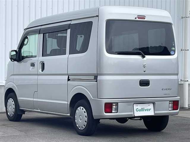 スズキ エブリイ JOIN 愛媛県 2017(平29)年 8.9万km シルキーシルバーメタリック 衝突被害軽減装置　/横滑り防止装置　/電格ミラー　/ラバーマット　/ヘッドライトレベライザー　/ＣＤプレイヤー　/２ｎｄ発進　/純正ホイールキャップ　/ハイルーフ　/TOYO　V-02e（145/R12）