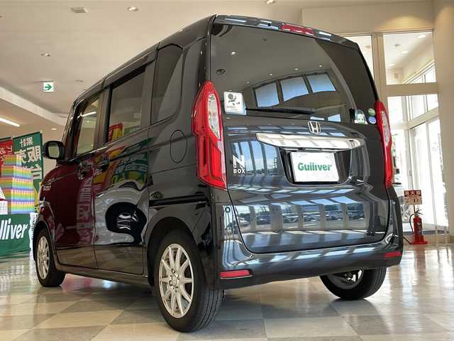 ホンダ Ｎ ＢＯＸ G L ホンダセンシング 福井県 2019(平31)年 3万km クリスタルブラックパール ストラーダ7インチナビ/フルセグTV/バックカメラ/ETC/ホンダセンシング/・アダプティブクルーズコントロール/・レーンキープアシスト/・衝突被害軽減ブレーキ/・先行車発進お知らせ機能/・標識認識機能/片側パワースライドドア/オートライト/LEDヘッドライト/ワンオーナー/プッシュスタート/スマートキー/ステアリングスイッチ/純正フロアマット