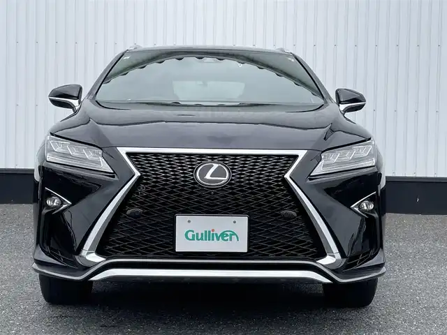 レクサス ＲＸ 300 Fスポーツ 千葉県 2018(平30)年 2.6万km ブラック 純正12.3インチナビ/(フルセグTV/CD/DVD/BT/FM/AM)/全周囲カメラ/前後ドライブレコーダー/ヘッドアップディスプレイ/ブラインドスポットモニター/電動リアゲート/衝突被害軽減システム/車線逸脱警報/レーダークルーズコントロール/レザーシート/横滑り防止装置/ビルトインETC2.0/LEDヘッドライト/フォグランプ/オートライト/ウィンカーミラー/電動格納ミラー/純正20インチAW/シートヒーター/エアシート/シートリフター/ステアリングヒーター/リアロールサンシェード/運転席メモリーシート/プッシュスタート/スマートキー/フロアマット/ドアバイザー/スペアキー/カードキー/取扱説明書/保証書