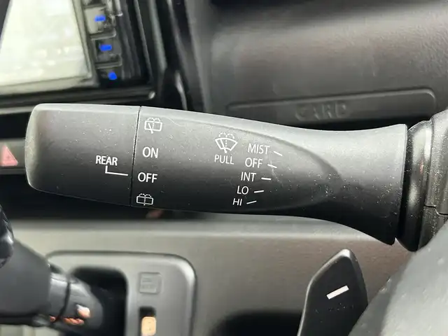 スズキ ワゴンＲ スティングレー HYBRID T 道央・札幌 2023(令5)年 1.5万km ピュアホワイトP ・4WD/・社外メモリナビ/・CD/DVD/BT/フルセグTV/・衝突被害軽減ブレーキ/・レーンキープアシスト/・クルーズコントロール/・コーナーセンサー/・アイドリングストップ/・プッシュスタート/・ステアスイッチ/・オートライト/・オートエアコン/・パドルシフト/・社外AW付冬タイヤ積込155/65R14
