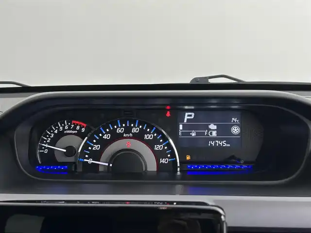 スズキ ワゴンＲ スティングレー HYBRID T 道央・札幌 2023(令5)年 1.5万km ピュアホワイトP ・4WD/・社外メモリナビ/・CD/DVD/BT/フルセグTV/・衝突被害軽減ブレーキ/・レーンキープアシスト/・クルーズコントロール/・コーナーセンサー/・アイドリングストップ/・プッシュスタート/・ステアスイッチ/・オートライト/・オートエアコン/・パドルシフト/・社外AW付冬タイヤ積込155/65R14