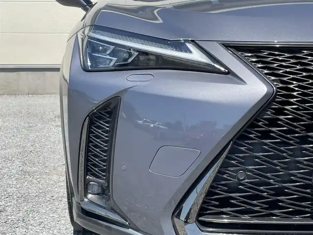レクサス ＵＸ 250h Fスポーツ 茨城県 2019(平31)年 8.9万km マーキュリーグレーマイカ 純正10.3インチナビ/バックカメラ/レクサスセーフティ/・レーダークルーズコントロール/・プリクラッシュセーフティ/・レーンキープアシスト/・オートマチックハイビーム/カラーヘッドアップディスプレイ/LEDオートヘッドライト/アダプティブハイビーム/純正18インチAW/ステアリングスイッチ/ステアリングヒーター/前席シートヒーター/Fスポーツ専用レザーシート/前席メモリ付きパワーシート/パドルシフト/電動パーキング/ブレーキホールド