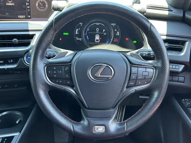レクサス ＵＸ 250h Fスポーツ 茨城県 2019(平31)年 8.9万km マーキュリーグレーマイカ 純正10.3インチナビ/バックカメラ/レクサスセーフティ/・レーダークルーズコントロール/・プリクラッシュセーフティ/・レーンキープアシスト/・オートマチックハイビーム/カラーヘッドアップディスプレイ/LEDオートヘッドライト/アダプティブハイビーム/純正18インチAW/ステアリングスイッチ/ステアリングヒーター/前席シートヒーター/Fスポーツ専用レザーシート/前席メモリ付きパワーシート/パドルシフト/電動パーキング/ブレーキホールド