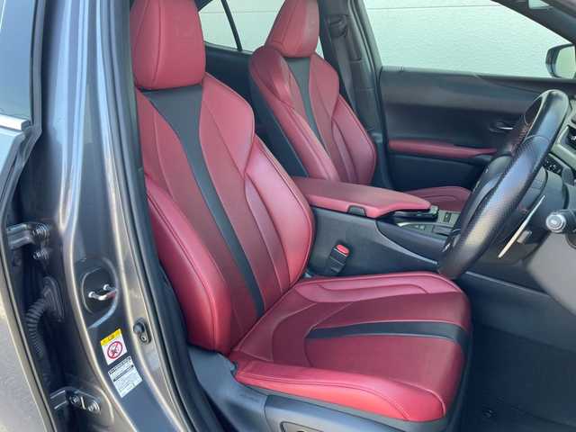 レクサス ＵＸ 250h Fスポーツ 茨城県 2019(平31)年 8.9万km マーキュリーグレーマイカ 純正10.3インチナビ/バックカメラ/レクサスセーフティ/・レーダークルーズコントロール/・プリクラッシュセーフティ/・レーンキープアシスト/・オートマチックハイビーム/カラーヘッドアップディスプレイ/LEDオートヘッドライト/アダプティブハイビーム/純正18インチAW/ステアリングスイッチ/ステアリングヒーター/前席シートヒーター/Fスポーツ専用レザーシート/前席メモリ付きパワーシート/パドルシフト/電動パーキング/ブレーキホールド
