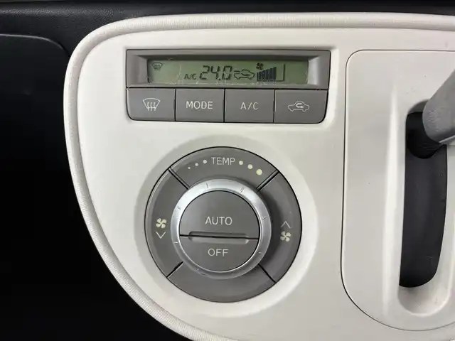 ダイハツ ミラ ココア プラスX 埼玉県 2010(平22)年 8.8万km ミストブルーマイカメタリック 純正ナビ　NSZN-W60/(CD/DVD/AUX/AM/FM)/バックカメラ/ルーフレール/前席シートカバー付/純正フロアマット/純正ドアバイザー/レベライザー/シガーソケット/フロントフォグランプ/ウィンカーミラー