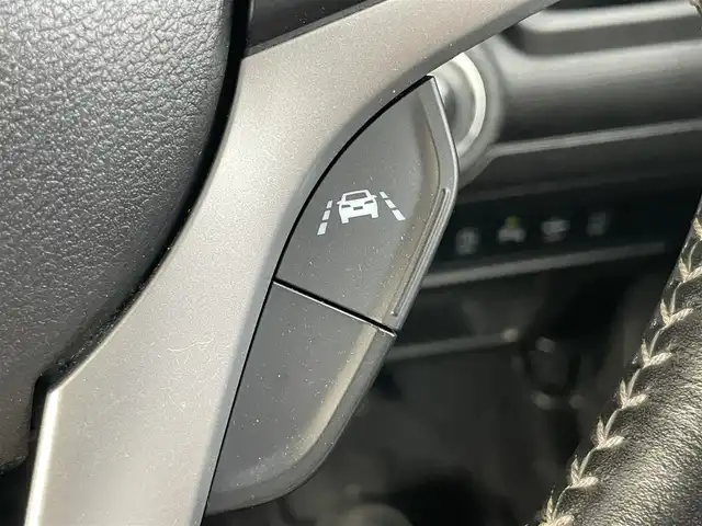 スズキ クロスビー HYBRID MZ 千葉県 2021(令3)年 5.3万km ピュアホワイトP 純正8インチSDナビ/フルセグTV/CD/DVD/SD/BT/ETC/アイドリングストップ/D+N席シートヒーター/パドルシフト/コーナーセンサー/LEDヘッドライト/オートライト/純正18インチアルミホイール