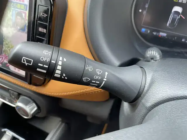 日産 キックス X ツートーンインテリアED 熊本県 2020(令2)年 4.7万km ラディアントレッド 純正ナビ/・AM/FM/CD/DVD/BT/SD/・フルセグTV（走行中視聴可能）/・全方位カメラ/デジタルインナーミラー/360°セーフティアシスト/・インテリジェント エマージェンシーブレーキ/・プロパイロット/・踏み間違い衝突防止アシスト/・車線逸脱警報/・標識検知機能/・ハイビームアシスト/・後退時衝突防止支援システム/電動パーキングブレーキ/・ブレーキホールド/本革巻ステアリング/・ステアリングスイッチ/・ハンドルヒーター/合皮シート/・前席シートヒーター/走行モード切替/・ノーマルモード/Sモード/ECOモード/EVモード/・ワンペダル/ハンドルヒーター/トノカバー/後列充電ポートアリ/クリアランスソナー