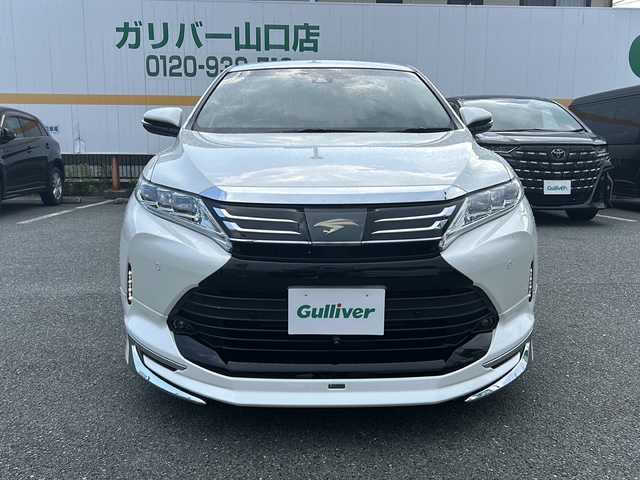 トヨタ ハリアー プレミアム 山口県 2018(平30)年 8.3万km ホワイトパールクリスタルシャイン 登録時走行距離/　【83025km】/ワンオーナー/保証書/取扱説明書/ALPINEナビ/TV/DVD/CD/Bluetooth/ALPINE後席モニター/フロントモデリスタエアロ/バックカメラ/ドライブレコーダー/パワーバックドア/ムーンルーフ/電動パーキングブレーキ/オートブレーキホールド/レーダークルーズコントロール/アイドリングストップ/D席パワーシート/LEDヘッドライト/フォグライト/オートライト/オートマチックハイビーム