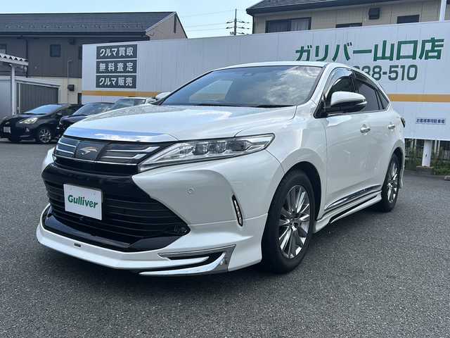 トヨタ ハリアー プレミアム 山口県 2018(平30)年 8.3万km ホワイトパールクリスタルシャイン 登録時走行距離/　【83025km】/ワンオーナー/保証書/取扱説明書/ALPINEナビ/TV/DVD/CD/Bluetooth/ALPINE後席モニター/フロントモデリスタエアロ/バックカメラ/ドライブレコーダー/パワーバックドア/ムーンルーフ/電動パーキングブレーキ/オートブレーキホールド/レーダークルーズコントロール/アイドリングストップ/D席パワーシート/LEDヘッドライト/フォグライト/オートライト/オートマチックハイビーム