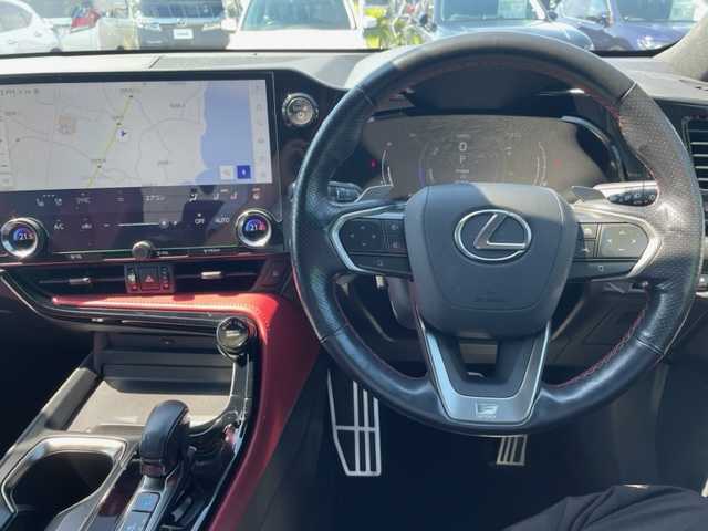 レクサス ＮＸ 350h Fスポーツ 茨城県 2022(令4)年 4.1万km グラファイトブラックガラスフレーク 純正ナビ　/-TV/BT/AM/FM/レーダークルーズコントロール　/サンルーフ　/ドライブレコーダー　/ＥＴＣ２．０　/D席N席エアシート　/D席N席シートヒーター　/D席N席パワーシート/ステアリングヒーター　/デジタルインナーミラー　/ブラインドスポットモニター　/電動リアゲート/全方位カメラ/LEDライト/オートライト/プッシュスタート/横滑り防止装置/盗難防止装置