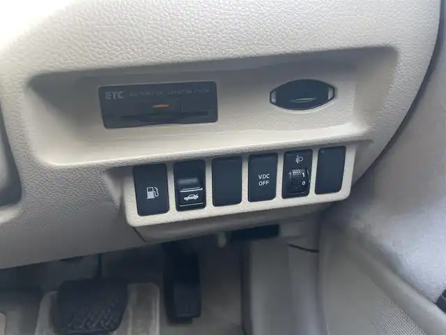 日産 ティアナ 250XL 福岡県 2012(平24)年 7.8万km サファイアブラック (株)IDOMが運営する【じしゃロン八幡西店】の自社ローン対象車両になります。こちらは現金ご利用時の価格です。自社ローンご希望の方は別途その旨お申付け下さい。/純正メモリナビ/・ワンセグTV/CD/バックカメラ/パワーシート/オットマン（N席）/純正16インチアルミホイール/純正キセノンヘッドライト/フォグランプ/純正フロアマット/クルーズコントロール/ビークルダイナミクスコントロール（VDC）/ビルトインETC/ドアバイザー/電格ミラー/スマートキー×2/取扱説明書/保証書