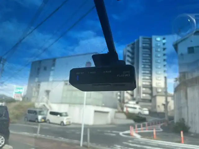 日産 ティアナ 250XL 福岡県 2012(平24)年 7.8万km サファイアブラック (株)IDOMが運営する【じしゃロン八幡西店】の自社ローン対象車両になります。こちらは現金ご利用時の価格です。自社ローンご希望の方は別途その旨お申付け下さい。/純正メモリナビ/・ワンセグTV/CD/バックカメラ/パワーシート/オットマン（N席）/純正16インチアルミホイール/純正キセノンヘッドライト/フォグランプ/純正フロアマット/クルーズコントロール/ビークルダイナミクスコントロール（VDC）/ビルトインETC/ドアバイザー/電格ミラー/スマートキー×2/取扱説明書/保証書