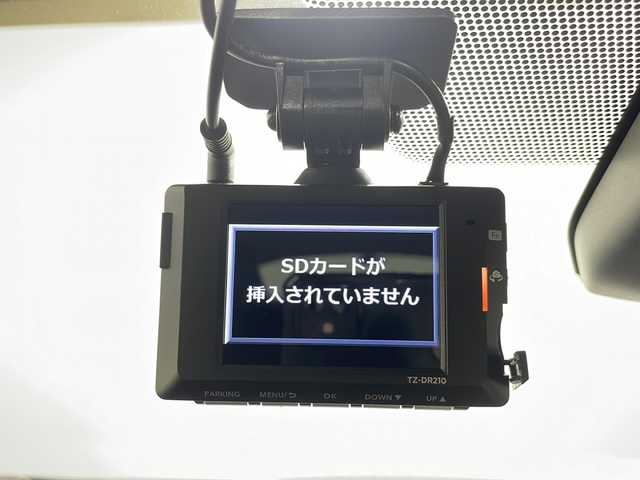 トヨタ プリウス G 広島県 2023(令5)年 1万km グレー 純正８型ディスプレイオーディオ /シートヒーター/バックカメラ/セーフティセンス/・プリクラッシュセーフティ/・レーントレーシングアシスト/・レーダークルーズコントロール/・オートマチックハイビーム/・プロアクティブドライビングアシスト/ブラインドスポットモニター/パーキングサポートブレーキ/AC100V/1500W給電/ETC2.0/ドライブレコーダー/純正１９インチアルミホイール（195/50/R19)/エアバック（運転席/助手席/サイド）