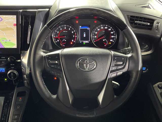 トヨタ アルファード S タイプゴールド 福岡県 2021(令3)年 3.6万km ブラック 禁煙車/純正10.5インチDA/(フルセグTV/DVD/CD/BT/ナビ機能)/JBLプレミアムサウンドシステム/全方位モニター/トヨタセーフティセンス/・PCS/・PKSB/・LTA/・RCTA/・BSM/・RSA/・AHB/・クリアランスソナー/電動リアゲート/デジタルインナーミラー/ハーフレザーシート/シーケンシャルウインカー/三眼LED/ビルトインETC2.0/社外ドラレコ(F)/スマートキー/プッシュスタート/スペアキー/保証書/取扱説明書