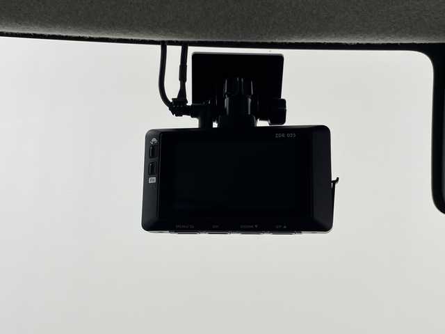 ダイハツ ムーヴ キャンバス X LTD メイクアッフ SA Ⅱ 埼玉県 2017(平29)年 3.5万km パールホワイトⅢ/ファインミントメタリック 2トーン 社外ナビ　/バックカメラ/前後ドライブレコーダー　/ＥＴＣ　/両側パワースライド　/衝突軽減ブレーキ　/アイドリングストップ　/横滑り防止措置　/ドアバイザー　/フロアマット　/プッシュスタート　/スマートキー