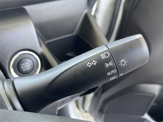 スズキ ワゴンＲ HYBRID FZ リミテッド 埼玉県 2019(平31)年 1.9万km ピュアホワイトパール 社外メモリナビ　/バックカメラ　/全方位カメラ　/ナビ連動型ドライブレコーダー　/ETC/Ｂｌｕｅｔｏｏｔｈ接続　/ＣＤ／ＤＶＤ再生　/フルセグTV/ヘッドアップディスプレイ　/デュアルセンサーブレーキサポート/車線逸脱警報/誤発進抑制機能/前席シートヒーター　/プッシュスタート/スマートキー/スペアキー×１/純正15インチアルミホイール/保証書・取扱説明書