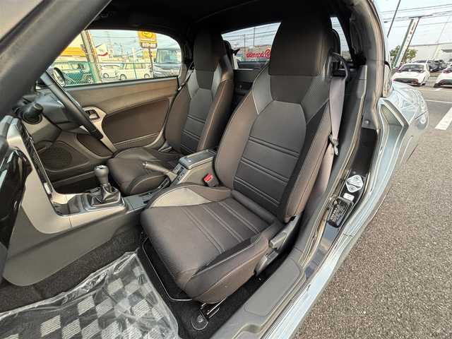 ダイハツ コペン ローブ 大分県 2014(平26)年 4.8万km リキッドシルバーM ・社外オーディオ(CD/AUX/USB)/・5速MT/・ETC/・シートヒーター/・オートエアコン/・フロアマット/・LEDヘッドライト/・純正ホイール/・パワーウィンドウ/・スマートキー/・プッシュスタート