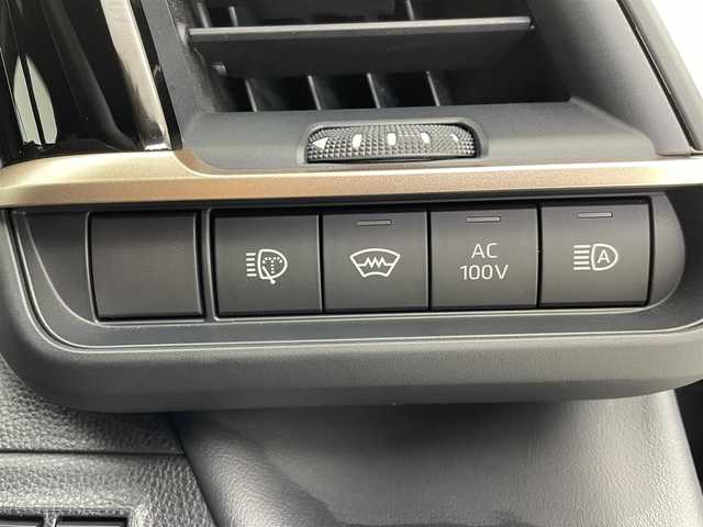 トヨタ クラウン スポーツ Z 茨城県 2024(令6)年 1万km プレシャスホワイトパール 12.3インチHDディスプレイオーディオPlus/・AppleCarplay/Bluetooth/radio/TV/モデリスタフルエアロ/全周囲カメラ/トヨタセーフティーセンス/・プリクラッシュセーフティー/・緊急時操舵支援/・LTA＋LDA/・レーダークルーズコントロール/・アダプティブハイビームアシスト/・オートマチックハイビーム/・ロードサインアシスト/・ドライバー異常時対応システム/・プロアクティブドライビングアシスト/・発進遅れ告知機能/寒冷地仕様/ガラスルーフ/BSM/ETC2.0/本革レザー/シートヒーター/ベンチレーション