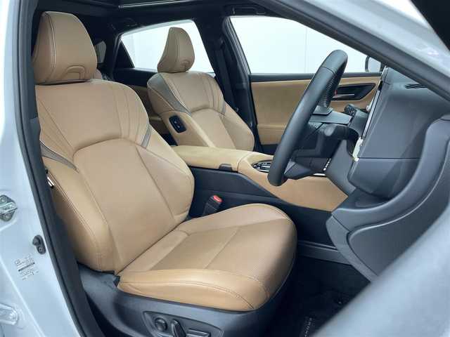 トヨタ クラウン スポーツ Z 茨城県 2024(令6)年 1万km プレシャスホワイトパール 12.3インチHDディスプレイオーディオPlus/・AppleCarplay/Bluetooth/radio/TV/モデリスタフルエアロ/全周囲カメラ/トヨタセーフティーセンス/・プリクラッシュセーフティー/・緊急時操舵支援/・LTA＋LDA/・レーダークルーズコントロール/・アダプティブハイビームアシスト/・オートマチックハイビーム/・ロードサインアシスト/・ドライバー異常時対応システム/・プロアクティブドライビングアシスト/・発進遅れ告知機能/寒冷地仕様/ガラスルーフ/BSM/ETC2.0/本革レザー/シートヒーター/ベンチレーション