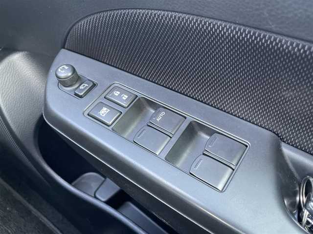 スズキ スイフト スポーツ 愛媛県 2012(平24)年 5.7万km ブーストブルーパールメタリック 6速MT/SDナビ（Bluetooth/フルセグTV/DVD再生）/バックカメラ/ETC/クルーズコントロール/純正フロアマット/USB入力端子/純正ドアバイザー/トノカバー/純正アルミホイール/スペアキー