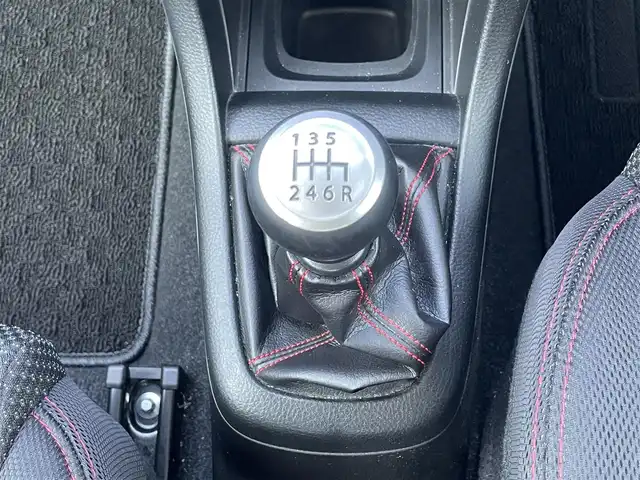 スズキ スイフト スポーツ 愛媛県 2012(平24)年 5.7万km ブーストブルーパールメタリック 6速MT/SDナビ（Bluetooth/フルセグTV/DVD再生）/バックカメラ/ETC/クルーズコントロール/純正フロアマット/USB入力端子/純正ドアバイザー/トノカバー/純正アルミホイール/スペアキー