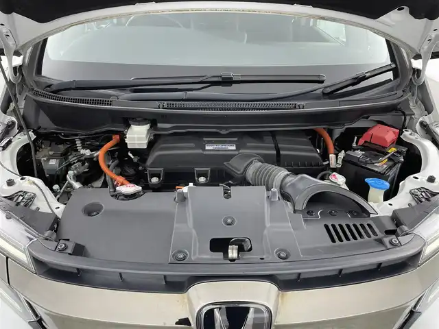 ホンダ ステップワゴン eHEVモデューロX ホンダS 千葉県 2020(令2)年 5.8万km プラチナホワイトパール 禁煙車/ホンダセンシング /・衝突軽減ブレーキ〈CMBS〉/・誤発進抑制機能/・歩行者事故低減ステアリング/・路外逸脱抑制機能/・渋滞追従機能付ACC〈アダプティブ・クルーズ・コントロール〉/・LKAS〈車線維持支援システム〉/・先行車発進お知らせ機能/・標識認識機能/純正10インチメモリナビ/純正フリップダウンモニター/両側パワースライドドア/ETC2.0/プッシュスタート＆スマートキー/ステアリングスイッチ/革巻きステアリング/前席シートヒーター/電動格納ミラー/電子パーキング/オートホールド /後席サンシェード/LEDヘッドライト/フォグライト/純正16インチアルミホイール
