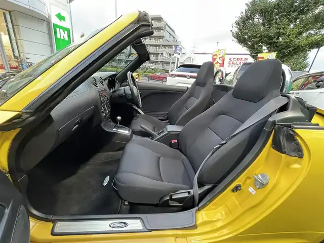 ダイハツ コペン アクティブトップ 東京都 2002(平14)年 4.6万km ジョーヌイエロー ワンオーナー/禁煙車/Gパック/・プロジェクター式HIDヘッドランプ/・イモビライザー/・MD/CD/・2スピーカー/アクティブトップ/ブラックファブリックシート/純正アルミホイール/純正フロアマット/リモコンキー/スペアキー×1