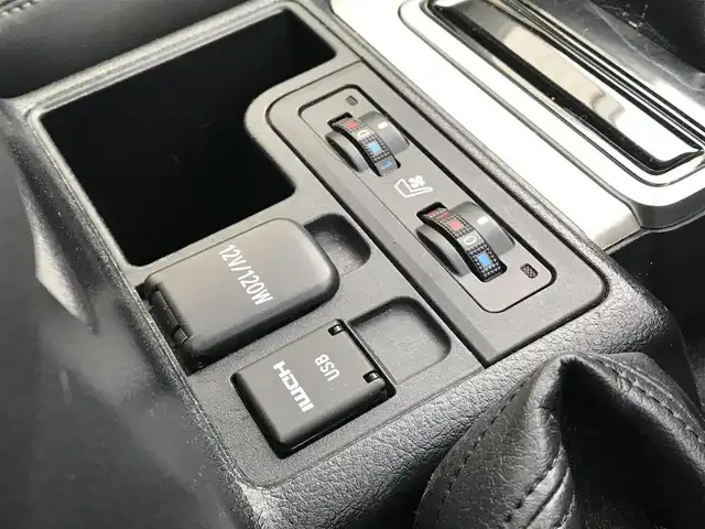 トヨタ ランドクルーザー プラド TX Lパッケージ 富山県 2019(平31)年 6.4万km ブラック 4WD/サンルーフ/社外ナビ/フルセグTV/Bluetooth/ドライブレコーダー/プリクラッシュセーフティ/コーナーセンサー/レーンキープアシスト/レザーシート/パワーシート/シートヒーター／エアシート/プッシュスタート/スマートキー/LEDヘッドライト/オートライト/ETC