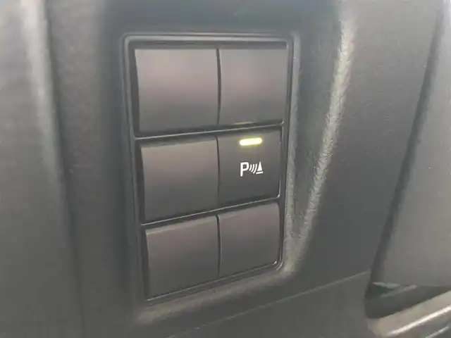 トヨタ ランドクルーザー プラド TX Lパッケージ 富山県 2019(平31)年 6.4万km ブラック 4WD/サンルーフ/社外ナビ/フルセグTV/Bluetooth/ドライブレコーダー/プリクラッシュセーフティ/コーナーセンサー/レーンキープアシスト/レザーシート/パワーシート/シートヒーター／エアシート/プッシュスタート/スマートキー/LEDヘッドライト/オートライト/ETC