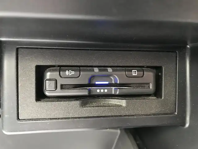 トヨタ ランドクルーザー プラド TX Lパッケージ 富山県 2019(平31)年 6.4万km ブラック 4WD/サンルーフ/社外ナビ/フルセグTV/Bluetooth/ドライブレコーダー/プリクラッシュセーフティ/コーナーセンサー/レーンキープアシスト/レザーシート/パワーシート/シートヒーター／エアシート/プッシュスタート/スマートキー/LEDヘッドライト/オートライト/ETC