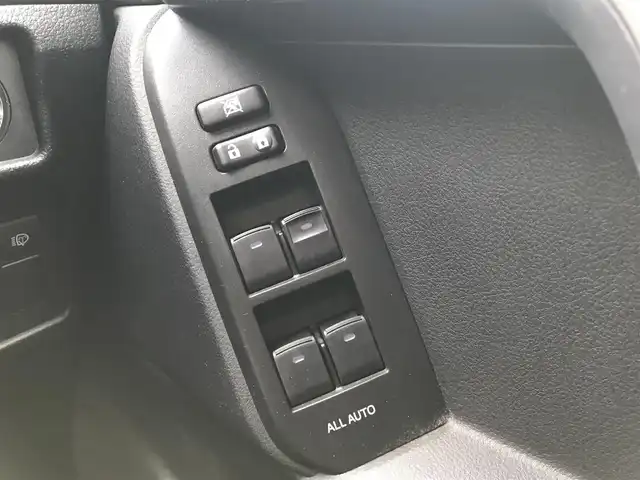 トヨタ ランドクルーザー プラド TX Lパッケージ 富山県 2019(平31)年 6.4万km ブラック 4WD/サンルーフ/社外ナビ/フルセグTV/Bluetooth/ドライブレコーダー/プリクラッシュセーフティ/コーナーセンサー/レーンキープアシスト/レザーシート/パワーシート/シートヒーター／エアシート/プッシュスタート/スマートキー/LEDヘッドライト/オートライト/ETC