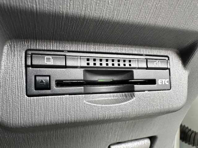 トヨタ プリウス α S 茨城県 2014(平26)年 9.9万km ホワイトパールクリスタルシャイン 純正SDナビ(NSZT-W62G)/　【フルセグ/Bluetooth/CD/DVD/SD】/バックカメラ/ビルトインETC/オートライト/フォグライト/ヘッドライトレベライザー/ステアリングスイッチ/電動格納ミラー/取扱説明書/新車時保証書