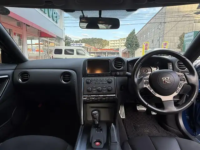 日産 ＧＴ－Ｒ ピュアエディション 長崎県 2013(平25)年 5万km オーロラフレアブルーパール 登録時49705km/純正ナビ/・TV/・Bluetoothaudio/・DVD/バックカメラ/ビルトインETC/クルーズコントロール/パドルシフト/ドライブレコーダー/ブレンボキャリパー/4WD/電動格納ミラー