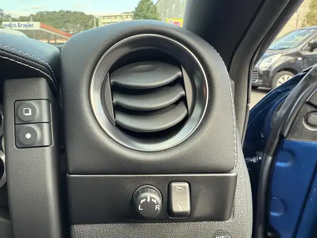 日産 ＧＴ－Ｒ ピュアエディション 長崎県 2013(平25)年 5万km オーロラフレアブルーパール 登録時49705km/純正ナビ/・TV/・Bluetoothaudio/・DVD/バックカメラ/ビルトインETC/クルーズコントロール/パドルシフト/ドライブレコーダー/ブレンボキャリパー/4WD/電動格納ミラー