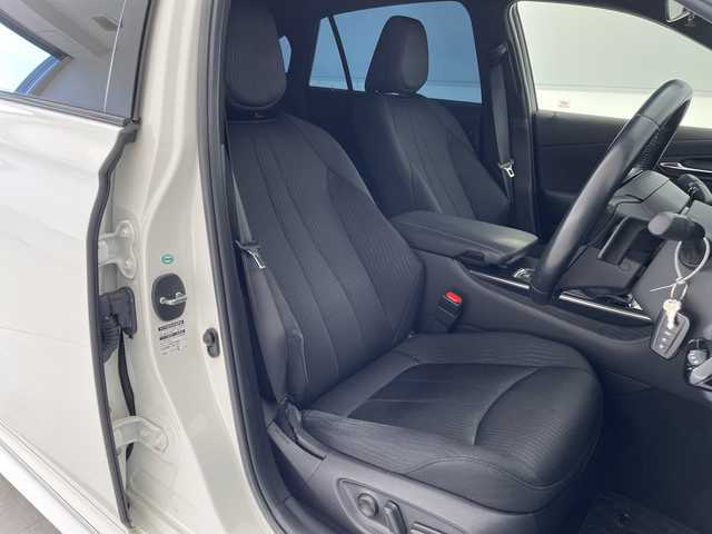 トヨタ クラウン RS 愛知県 2019(平31)年 2.6万km ホワイトパールクリスタルシャイン トヨタセーフティセンス/純正8型ナビ/レーダークルーズコントロール/バックカメラ/パワーシート/コーナーセンサー/純正アルミホイール/ETC/LEDヘッドライト/パドルシフト/オートマチックハイビーム/ドライブレコーダー/衝突軽減システム/フルセグ/CD DVD/Bluetooth/ステアリングスイッチ/スマートキー/プッシュスタート