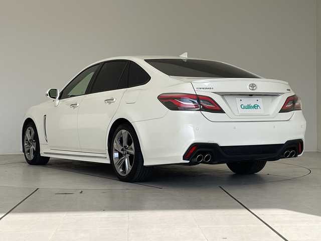 トヨタ クラウン RS 愛知県 2019(平31)年 2.6万km ホワイトパールクリスタルシャイン トヨタセーフティセンス/純正8型ナビ/レーダークルーズコントロール/バックカメラ/パワーシート/コーナーセンサー/純正アルミホイール/ETC/LEDヘッドライト/パドルシフト/オートマチックハイビーム/ドライブレコーダー/衝突軽減システム/フルセグ/CD DVD/Bluetooth/ステアリングスイッチ/スマートキー/プッシュスタート