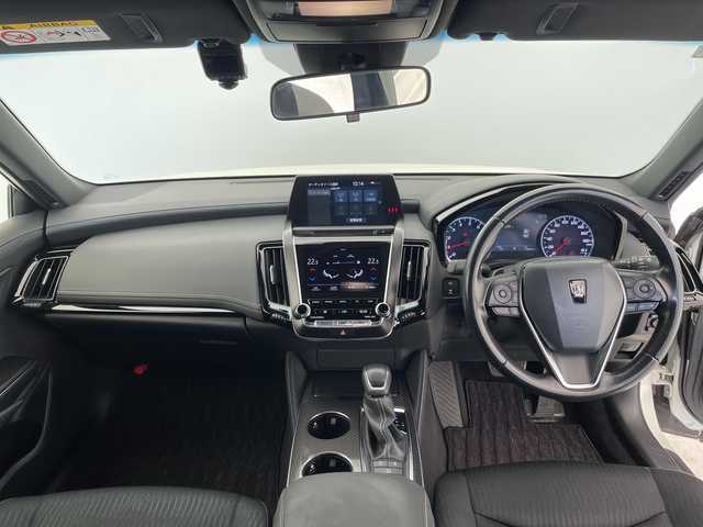 トヨタ クラウン RS 愛知県 2019(平31)年 2.6万km ホワイトパールクリスタルシャイン トヨタセーフティセンス/純正8型ナビ/レーダークルーズコントロール/バックカメラ/パワーシート/コーナーセンサー/純正アルミホイール/ETC/LEDヘッドライト/パドルシフト/オートマチックハイビーム/ドライブレコーダー/衝突軽減システム/フルセグ/CD DVD/Bluetooth/ステアリングスイッチ/スマートキー/プッシュスタート
