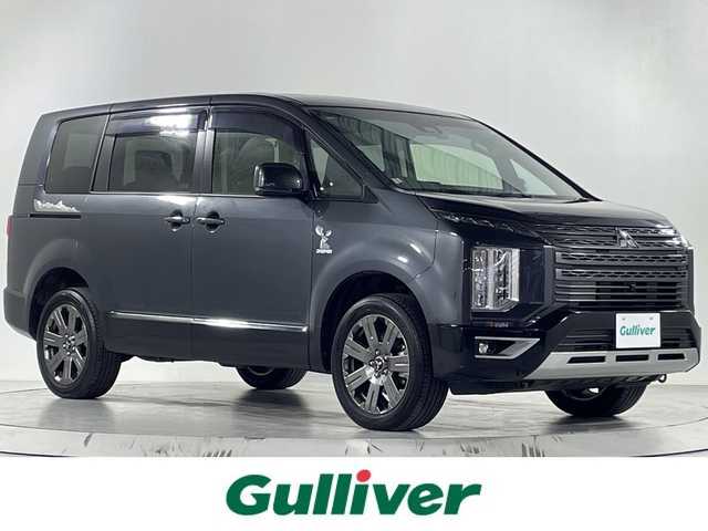 三菱 デリカＤ：５ ジャスパー 佐賀県 2023(令5)年 1万km グラファイトグレーメタリック/ブラックマイカ ・純正１０．１型ナビ　/・全方位カメラ　/・ドラレコ　/・ＥＴＣ　/・フルセグTV/・クルコン/・ブラインドスポットモニター　/・レーンキープ　/・コーナーセンサー　/・横滑り防止　/・衝突軽減　/・アイドリングストップ　/・両側パワスラ　/・パワーバックドア/・パワーシート　/・ハーフレザー/・シートヒーター/・パドルシフト/・電動パーキングブレーキ/・ブレーキホールド/・社外フロアマット/・純正18インチアルミ/・電格ミラー