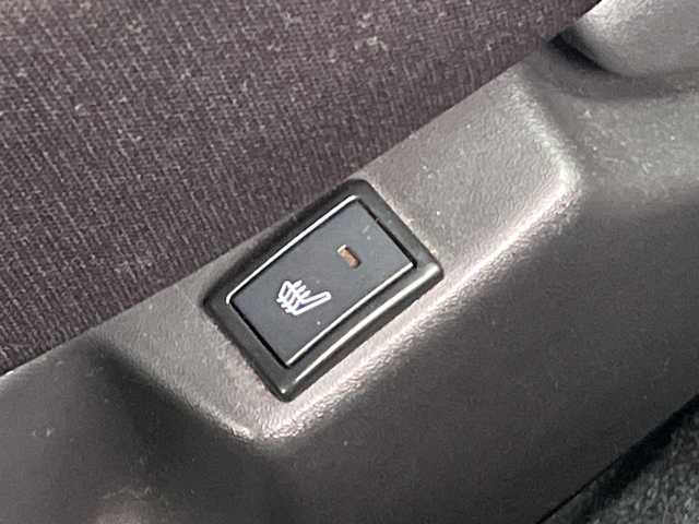 三菱 デリカＤ：２ カスタムHV　MV 富山県 2018(平30)年 7.2万km ミッドナイトバイオレットメタリック ４ＷＤ/純正メモリナビ/バックカメラ/フルセグＴＶ/レーダークルーズコントロール/レーンキープアシスト/衝突軽減ブレーキ/コーナーセンサー/純正フロアマット/シートヒーター/両側パワースライド/純正アルミホイール/ＥＴＣ/オートライト/プッシュスタート/取扱説明書