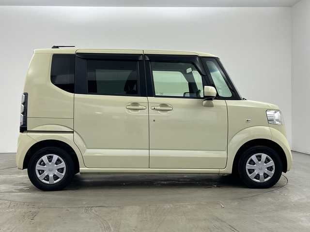 ホンダ Ｎ ＢＯＸ G Lパッケージ 兵庫県 2012(平24)年 4.7万km ヒダマリアイボリーパール ・純正ナビ（CD・DVD・SD・USB）/・バックカメラ/・片側パワースライドドア/・プッシュスタート/・スマートキー/・スペアキー/・ヘッドライトレベライザー/・電動格納ミラー/・純正フロアマット/・ドアバイザー