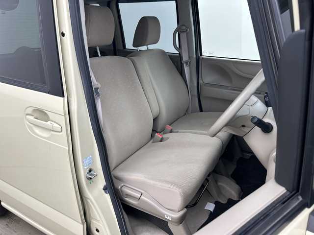 ホンダ Ｎ ＢＯＸ G Lパッケージ 兵庫県 2012(平24)年 4.7万km ヒダマリアイボリーパール ・純正ナビ（CD・DVD・SD・USB）/・バックカメラ/・片側パワースライドドア/・プッシュスタート/・スマートキー/・スペアキー/・ヘッドライトレベライザー/・電動格納ミラー/・純正フロアマット/・ドアバイザー