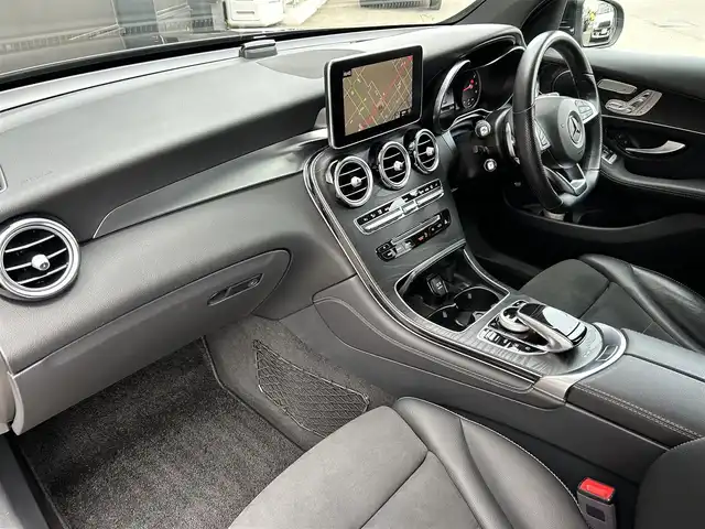 メルセデス・ベンツ ＧＬＣ２５０ 4マチックスポーツ 道東・釧路十勝 2019(平31)年 2.4万km オブシディアンブラック レーダーセーフティーパッケージ/AMGスタイリングパッケージ/360°カメラ/ハーフレザー/シートヒーター(全席)/メモリ付きパワーシート(前席)/ヘッドアップディスプレイ/パワーバックドア/純正ナビ/TV/CD/DVD/BT/エアサスペンション/LEDヘッドライト/オートライト/リアフォグライト/アンビエントライト/パドルシフト/ETC