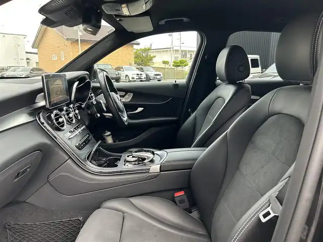 メルセデス・ベンツ ＧＬＣ２５０ 4マチックスポーツ 道東・釧路十勝 2019(平31)年 2.4万km オブシディアンブラック レーダーセーフティーパッケージ/AMGスタイリングパッケージ/360°カメラ/ハーフレザー/シートヒーター(全席)/メモリ付きパワーシート(前席)/ヘッドアップディスプレイ/パワーバックドア/純正ナビ/TV/CD/DVD/BT/エアサスペンション/LEDヘッドライト/オートライト/リアフォグライト/アンビエントライト/パドルシフト/ETC