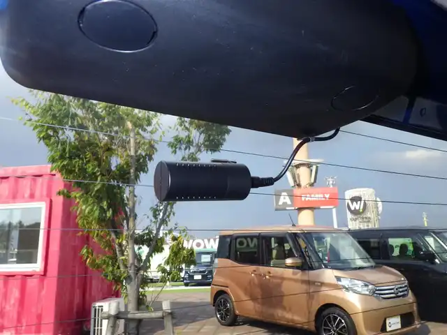 トヨタ シエンタ G 千葉県 2016(平28)年 5.8万km コバルトブルーメタリック Toyota Safety Sense/・プリクラッシュセーフティ/・レーンディパーチャーアラート/・オートハイビーム/両側パワースライドドア/純正SDナビ/地デジTV/【DVD/CD再生機能　Bluetooth接続】/バックカメラ/ドライブレコーダー（前後撮影）/革巻きステアリング/ステアリングスイッチ/ETC/LEDヘッドライト/フォグライト/ウインカーミラー/社外16インチアルミホイル/スマートキー