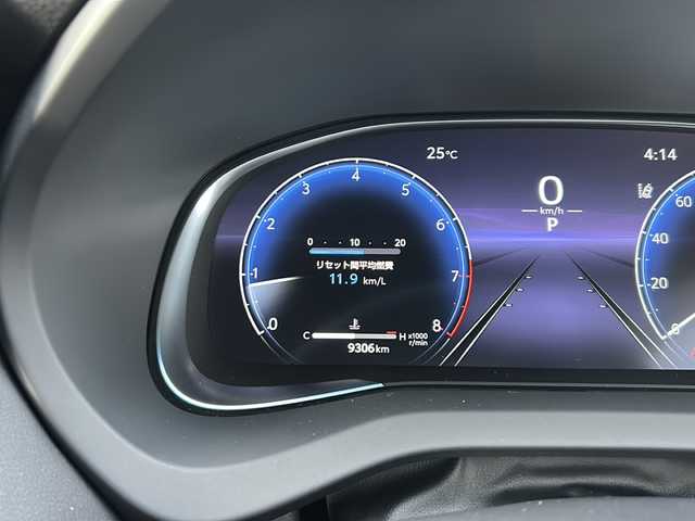 トヨタ ハリアー G 富山県 2023(令5)年 1万km プラチナホワイトパールマイカ ワンオーナー/スマートキー×２/ハーフレザーシート/メーカーオプションナビ/BT/WiFi接続/デジタルインナーミラー/ビルトインETC2.0/パワーバッグドア/衝突安全ブレーキ/オートハイビーム/レーンキープ/BSM/前後ドラレコ(DR501-FR)/電格ウィンカーミラー/パワーシート/プッシュスタート/オートリトラミラー/ドアミラーヒーター/LEDヘッドライト/フォグ/ステアリングスイッチ/電動Pブレーキ/naoeX/保証書・取説